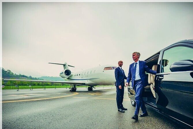 Antigua Airport Private Roundtrip Transfer to and from Royalton Antigua Resort - Quick takeaways before you land