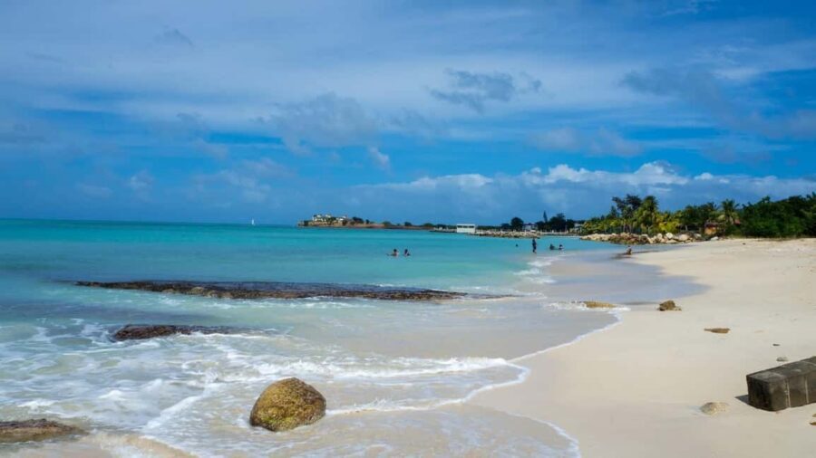 Antigua - Discover and Relax on 2 beaches - Price and Value for Cruise Days and First-Timers