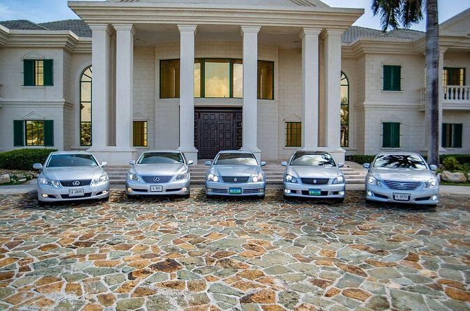 Antigua - VIP Fast Track On Arrival ONLY And Round Trip Transfer - The Human Factor: Drivers, Communication, and Your Arrival Vibe