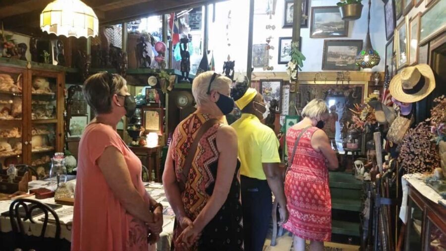 Antiguan experience home tour with local guide with lunch - A private Antiguan home with 16th-century artifacts and herbal tea