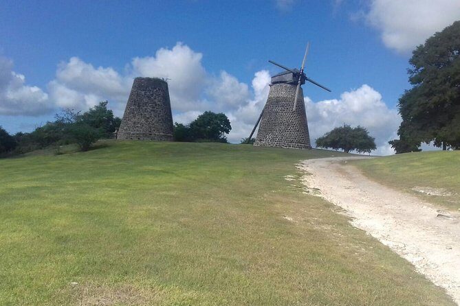 Circumnavigate Tour - Shirley Heights: fortifications plus huge Caribbean views