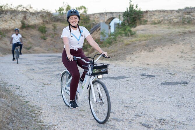 E-Bike Historical Sunset Tour in Fort James - Price and value: what $96.90 buys you