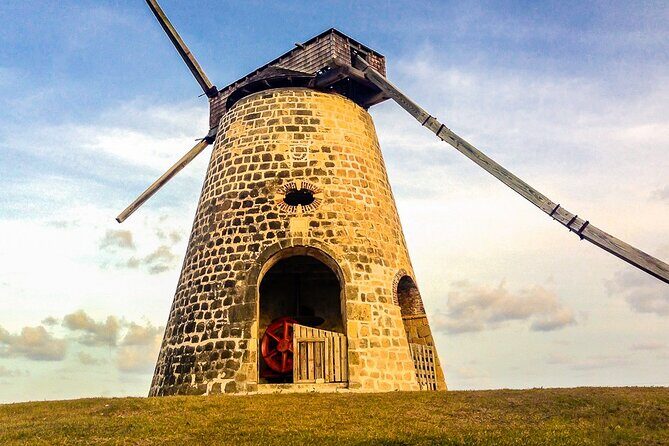 Island Safari 4x4 Discovery Tour from St John's - Betty’s Hope sugar plantation: Antigua’s 1650 roots