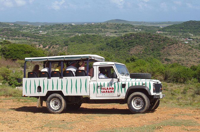 Island Safari Discovery - Guides Who Add Soul: Flav, Flavor, Les, and Bruce