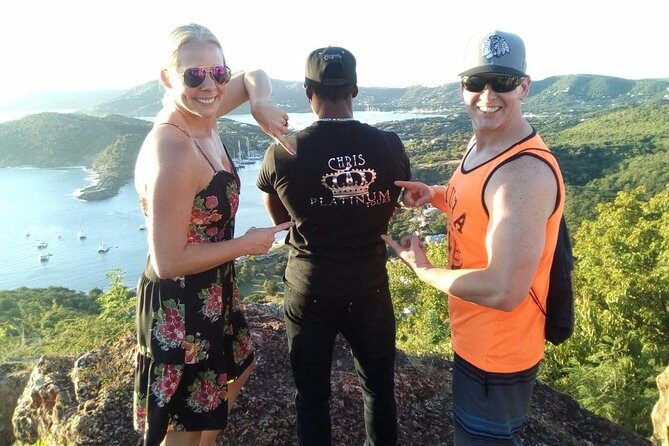 Taxi to Shirley heights lookout Sunday social package - Getting there: pickup style, comfort, and how long you’ll be out