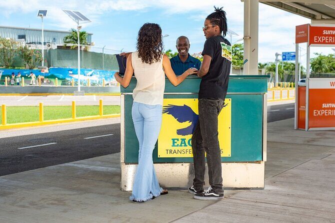 VIP Meet and Greet Fast Track on Arrival at Antigua Airport - without Transfers - Baggage Claim to Your Ride: The Escort After You Land